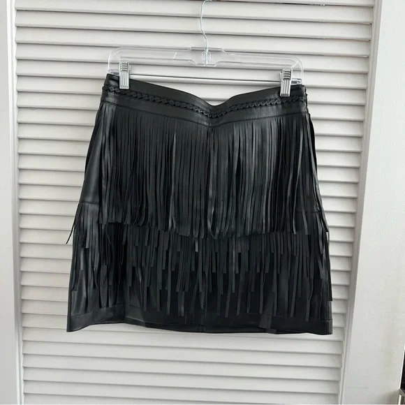 NWOT Wilson’s Leather Faux Leather Fringe Mini Skirt - Picture 6 of 9
